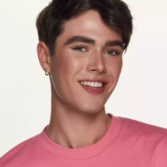 Essence Hydra Kiss Lip Oil Kiss From A Rose