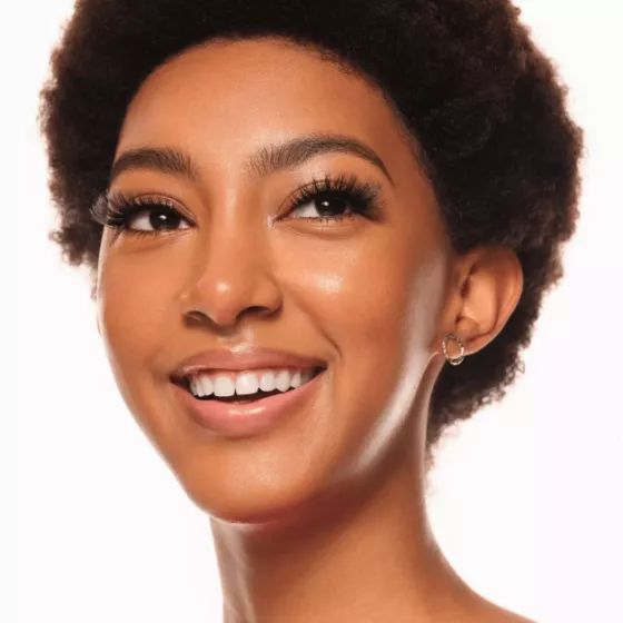 Essence What The Fake Lashes 01