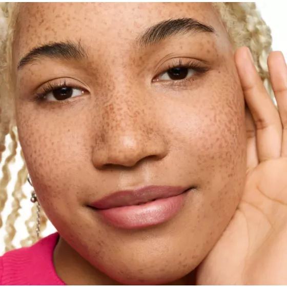 Essence Soft&amp;Precise Lip Pencil 303