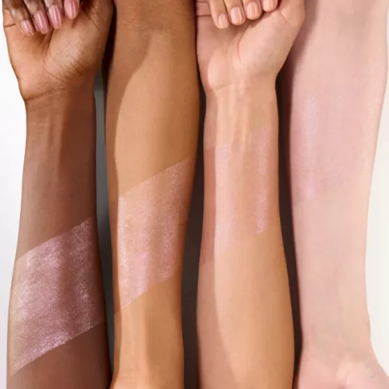 Catrice Diamond Haze Jelly HighLighter Stick