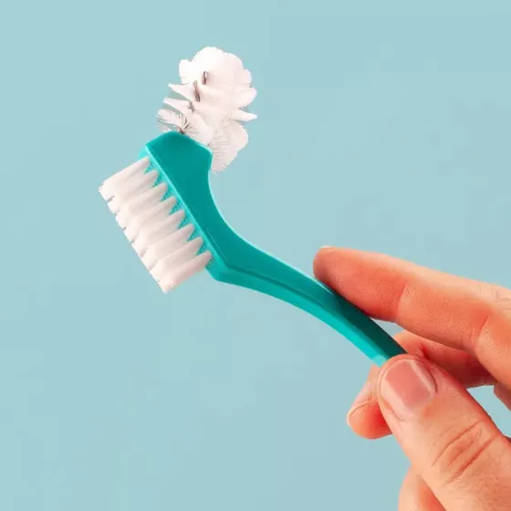 Curaprox Brush BDC 152 Cepillo de Limpieza para Dentaduras Postizas